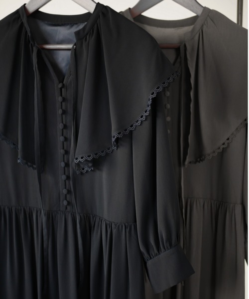 My shawty(マイシャウティー)の「big collar chiffon dress(ドレス・レディース・グレー/ネイビー・FREE)」の4枚目の写真