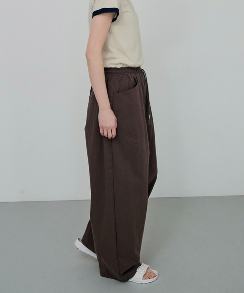 lit（リット）の「Dart Cocoon Easy Pants（その他パンツ・レディース・ブラック/ブラウン/オフホワイト・FREE）」の16枚目の写真