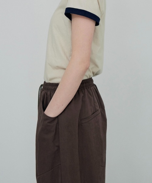 lit（リット）の「Dart Cocoon Easy Pants（その他パンツ・レディース・ブラック/ブラウン/オフホワイト・FREE）」の18枚目の写真