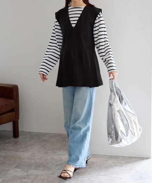 TRIANGLE PALETTE（トライアングルパレット）の「サイドプリーツデザインベスト / セットアップ対応（スーツベスト・レディース・グレー/アイボリー/ブラック・FREE）」の9枚目の写真