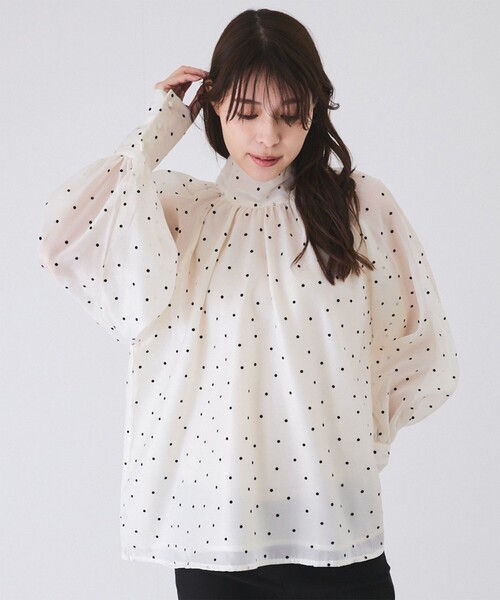 Jayro(ジャイロ)の「ドット柄2wayブラウス(シャツ/ブラウス・レディース・ブラック系その他/ホワイト系その他2・FREE)」の5枚目の写真