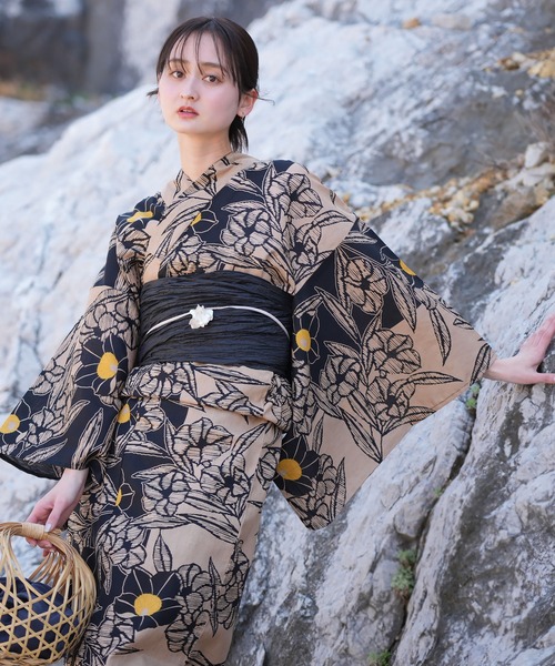 utatane（ウタタネ）の「選べる浴衣3点セット utataneオリジナル 国内染色（浴衣・レディース・ホワイト系1/ブラウン系1/ホワイト系2/ベージュ系1/ベージュ系3/ホワイト系3/グリーン系1/ブルー系2/ベージュ系2/グレー系1/ホワイト系4/ブルー系1/イエロー系1/ホワイト系6/ホワイト系5/グレー系2/ブラック系1/ブルー系3/ネイビー系1/グリーン系2・FREE）」の10枚目の写真