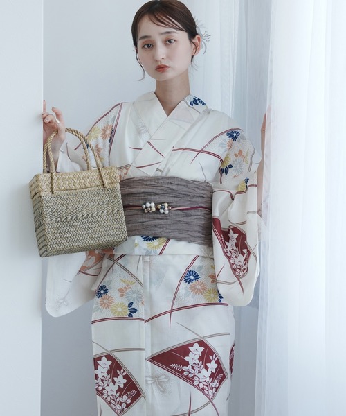 utatane（ウタタネ）の「選べる浴衣3点セット utataneオリジナル 国内染色（浴衣・レディース・ホワイト系1/ブラウン系1/ホワイト系2/ベージュ系1/ベージュ系3/ホワイト系3/グリーン系1/ブルー系2/ベージュ系2/グレー系1/ホワイト系4/ブルー系1/イエロー系1/ホワイト系6/ホワイト系5/グレー系2/ブラック系1/ブルー系3/ネイビー系1/グリーン系2・FREE）」の20枚目の写真