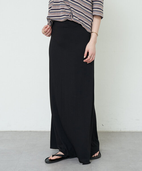 SHENERY（シーナリー）の「《履き心地抜群》ベア天竺ロングスカート（スカート・レディース・ブラック/ベージュ・36/38）」の17枚目の写真