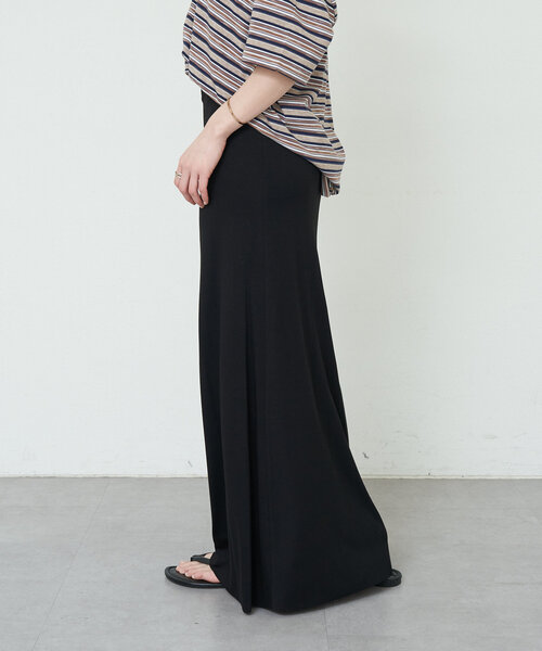 SHENERY（シーナリー）の「《履き心地抜群》ベア天竺ロングスカート（スカート・レディース・ブラック/ベージュ・36/38）」の18枚目の写真