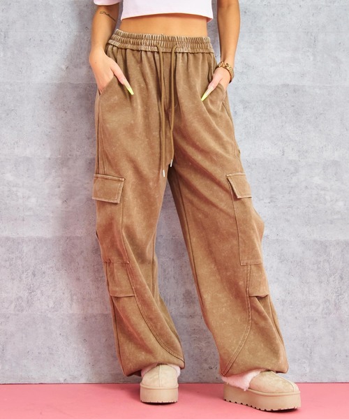 ANAP(アナップ)の「ウォッシュ加工 スウェット カーゴパンツ(スウェットパンツ・レディース・ブラック/ライトグレー/パープル/ブラウン・FREE)」の17枚目の写真