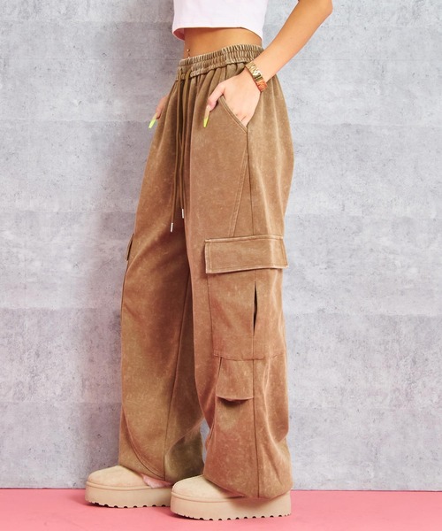 ANAP(アナップ)の「ウォッシュ加工 スウェット カーゴパンツ(スウェットパンツ・レディース・ブラック/ライトグレー/パープル/ブラウン・FREE)」の18枚目の写真