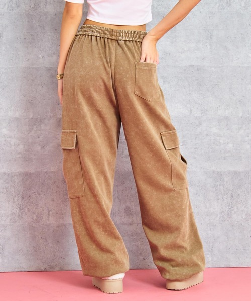 ANAP(アナップ)の「ウォッシュ加工 スウェット カーゴパンツ(スウェットパンツ・レディース・ブラック/ライトグレー/パープル/ブラウン・FREE)」の19枚目の写真