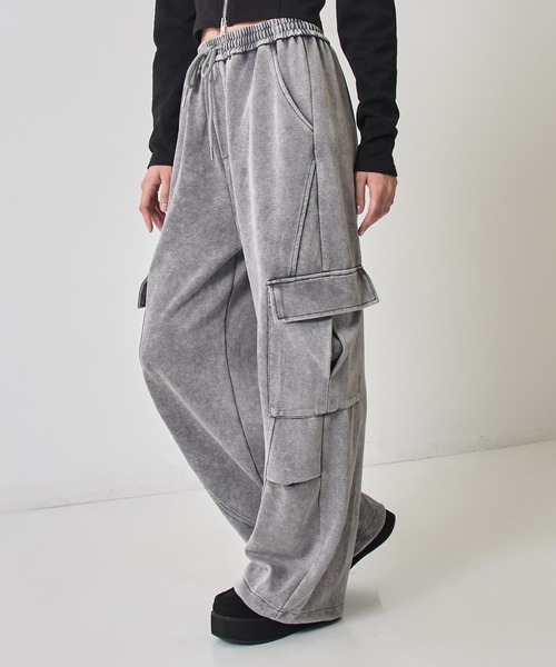 ANAP(アナップ)の「ウォッシュ加工 スウェット カーゴパンツ(スウェットパンツ・レディース・ブラック/ライトグレー/パープル/ブラウン・FREE)」の22枚目の写真