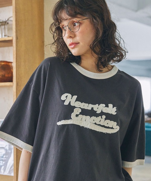 セール】パッチ刺繍 メッセージロゴ リンガー半袖Tシャツ（Tシャツ