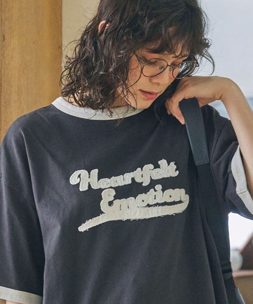 セール】パッチ刺繍 メッセージロゴ リンガー半袖Tシャツ（Tシャツ