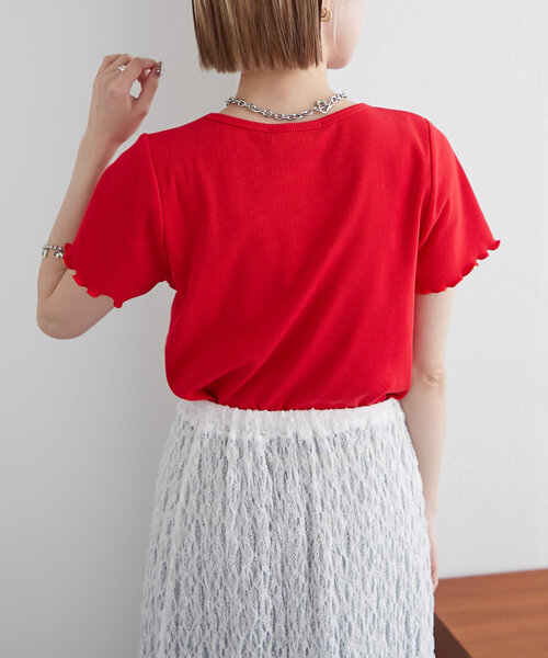 w closet（ダブルクローゼット）の「【5色展開】フリルネーム付きリブT（Tシャツ/カットソー・レディース・レッド/ピンク/サックスブルー/チャコールグレー/オフホワイト・FREE）」の16枚目の写真