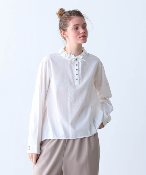 Kelen（ケレン）の「「KELEN / ケレン」デザインカラーブラウス（シャツ/ブラウス・レディース・チャコールグレー/オフホワイト/ブラック/グレイッシュベージュ・S/M）」の2枚目の写真