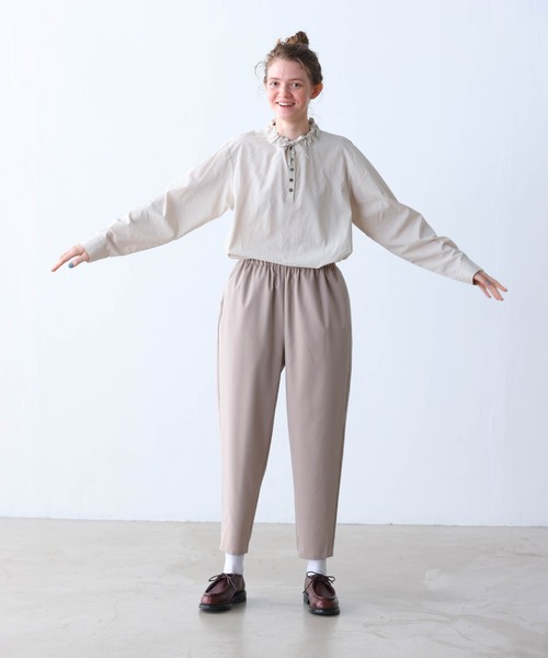 Kelen（ケレン）の「「KELEN / ケレン」デザインカラーブラウス（シャツ/ブラウス・レディース・チャコールグレー/オフホワイト/ブラック/グレイッシュベージュ・S/M）」の8枚目の写真