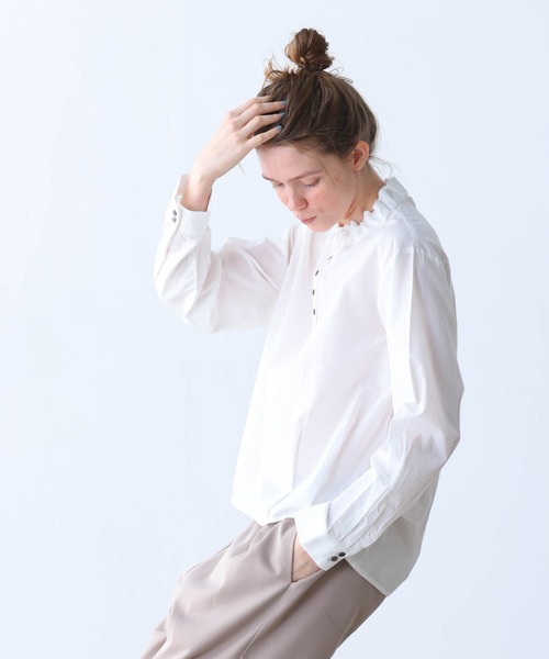 Kelen（ケレン）の「「KELEN / ケレン」デザインカラーブラウス（シャツ/ブラウス・レディース・チャコールグレー/オフホワイト/ブラック/グレイッシュベージュ・S/M）」の12枚目の写真