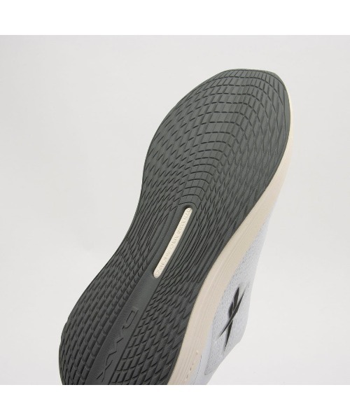 Reebok(リーボック)の「DMX コンフォート プラス ステップ カウント レース ライト / DMX COMFORT + STEP COUNT LACE LITE(スニーカー・メンズ・ホワイト/ブラック・22.5cm/23.0cm/23.5cm/24.5cm/24.0cm/25.0cm/25.5cm/26.0cm/26.5cm/27.0cm/27.5cm/28.0cm/28.5cm/29.0cm/30.0cm)」の5枚目の写真
