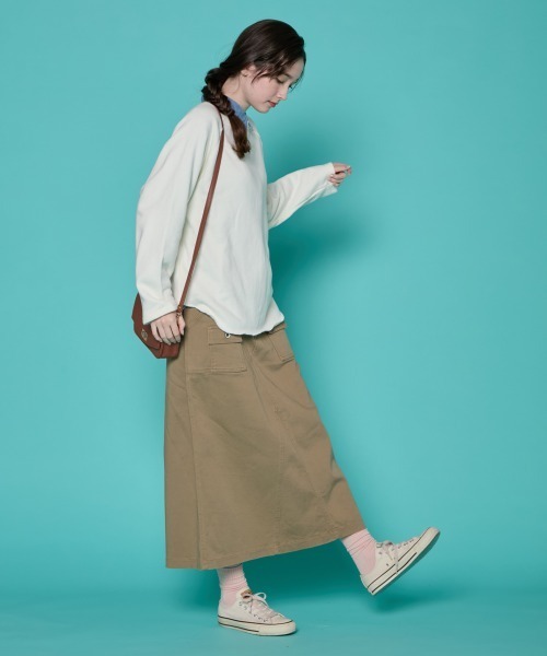 KRIFF MAYER Lady's Collection（クリフメイヤーレディースコレクション）の「【本体綿100％】ラグランスウェットチュニック（スウェット・レディース・チャコール/グレイッシュベージュ/ライトブルー/ナチュラル・MEDIUM/LARGE）」の7枚目の写真