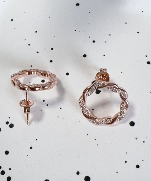 shoppinggo(ショッピングゴー)の「ピアス スタッドピアス おしゃれ シンプル キラキラ(ピアス(両耳用)・レディース・ピンクゴールド/シルバー/ゴールド・FREE)」の21枚目の写真