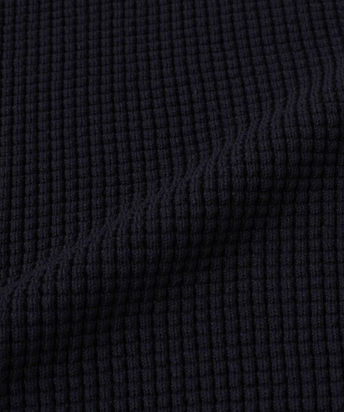 FRED PERRY（フレッドペリー）の「【SHIPS別注】FRED PERRY: シングル ティップ ワッフル ニット（スウェット・メンズ・ネイビー/ダークグレー/ナチュラル・SMALL/MEDIUM/LARGE/X-LARGE）」の4枚目の写真