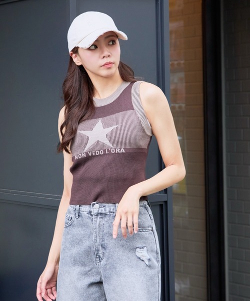 GORGE(ゴージ)の「《スターモチーフ》ジャガードニットタンク/1枚で主役級(タンクトップ・レディース・ボルドー/ネイビー/ブラウン/オフホワイト・F)」の8枚目の写真