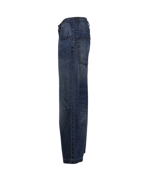 Jaded London（ジェイデッドロンドン）の「NAILED STUDDED COLOSSUS JEANS IN VINTAGE BLUE WASH（デニムパンツ・レディース・ネイビー・26/25）」の4枚目の写真