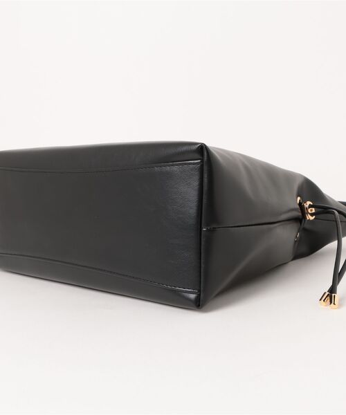 CHARLES&KEITH アリア ブレイドストラップダブルハンドルトートバッグ CHARLES & KEITH｜Arya アリア リサイクルスエードブレイド