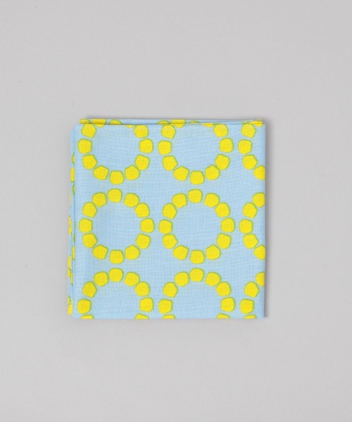 TODAY'S SPECIAL（トゥデイズスペシャル）の「【かまわぬ】ちいさな風呂敷 /343837（ランチョンマット/テーブルウェア・レディース・ブルー/シャーベット/イエロー/ゴールド系その他・FREE）」の2枚目の写真