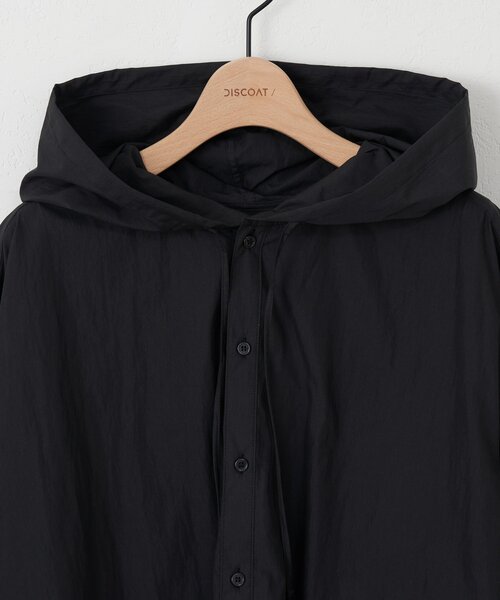 DISCOAT(ディスコート)の「【ユニセックス】ワッシャーナイロンフード付きシャツ(シャツ/ブラウス・レディース・ブラウン/オフホワイト/ブラック・FREE)」の9枚目の写真