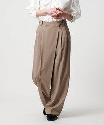ほぼ未使用　イタリア製marzotto ベージュ スラックス ストレートレッグ セール】ストレートパンツ リボンスラックス 美脚（スラックス