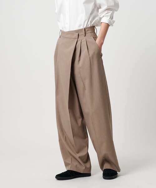 BEAUTY&YOUTH UNITED ARROWS(ビューティーアンドユースユナイテッドアローズ)の「ポプリン 2タック ラップパンツ 2 -ウォッシャブル-(スラックス・レディース・ブラック/ダークグレー/ベージュ・S/M/XS/L)」の17枚目の写真