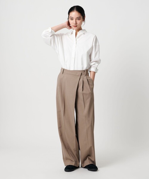 BEAUTY&YOUTH UNITED ARROWS(ビューティーアンドユースユナイテッドアローズ)の「ポプリン 2タック ラップパンツ 2 -ウォッシャブル-(スラックス・レディース・ブラック/ダークグレー/ベージュ・S/M/XS/L)」の19枚目の写真