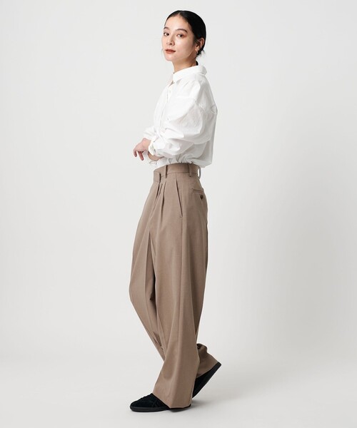 BEAUTY&YOUTH UNITED ARROWS(ビューティーアンドユースユナイテッドアローズ)の「ポプリン 2タック ラップパンツ 2 -ウォッシャブル-(スラックス・レディース・ブラック/ダークグレー/ベージュ・S/M/XS/L)」の20枚目の写真
