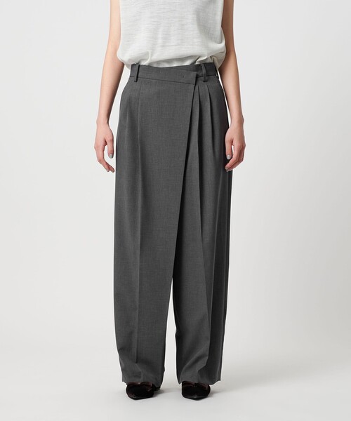 BEAUTY&YOUTH UNITED ARROWS(ビューティーアンドユースユナイテッドアローズ)の「ポプリン 2タック ラップパンツ 2 -ウォッシャブル-(スラックス・レディース・ブラック/ダークグレー/ベージュ・S/M/XS/L)」の21枚目の写真