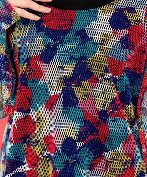 ScoLar(スカラー)の「152695:タンクトップ付 花柄メッシュプルオーバー(Tシャツ/カットソー・レディース・レッド/グリーン/ブラック・M)」の9枚目の写真
