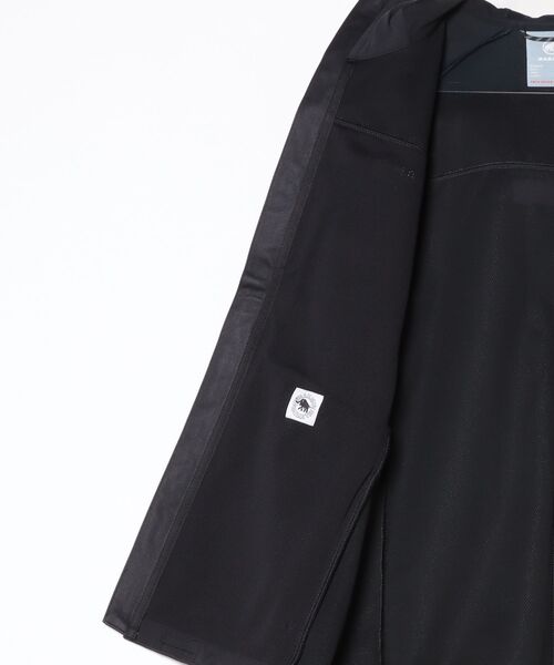 Mammut(マムート)の「アルティメイト 8 ソフトシェル フーデッド ジャケット アジアンフィット / Ultimate VIII SO Hooded Jacket AF Men(ブルゾン・メンズ・ブラック/ネイビー・X-LARGE/LARGE/MEDIUM/SMALL)」の4枚目の写真