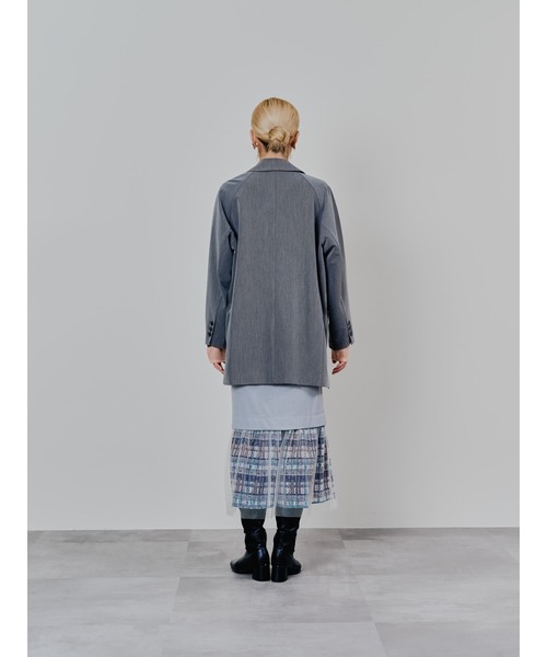 TEVALT（ヴァレット）の「配色ストライプポイントアシメヘムジャケット（テーラードジャケット・レディース・ブラック/チャコールグレー・38）」の17枚目の写真