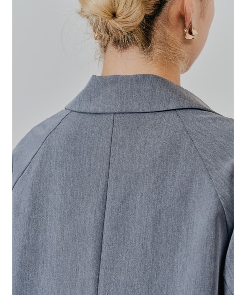 TEVALT（ヴァレット）の「配色ストライプポイントアシメヘムジャケット（テーラードジャケット・レディース・ブラック/チャコールグレー・38）」の11枚目の写真