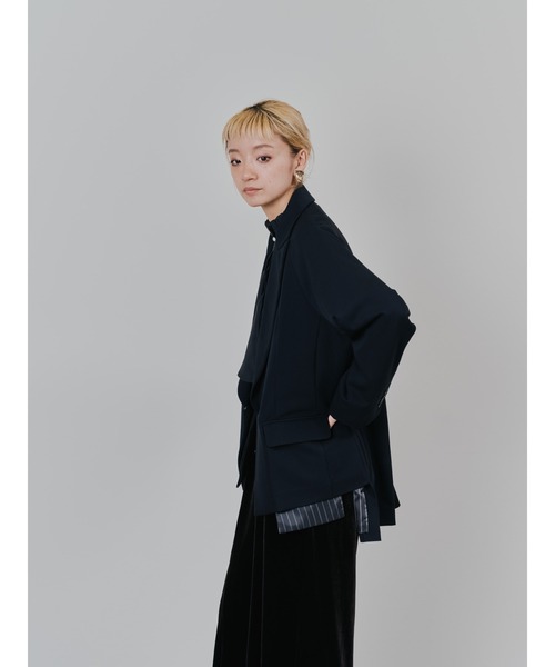 TEVALT（ヴァレット）の「配色ストライプポイントアシメヘムジャケット（テーラードジャケット・レディース・ブラック/チャコールグレー・38）」の20枚目の写真