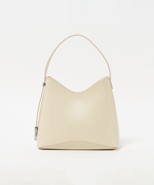 OSOI(オソイ)の「<OSOI>EGG MINI バッグ(ショルダーバッグ・レディース・レッド/ブラック/オフホワイト・FREE)」の2枚目の写真