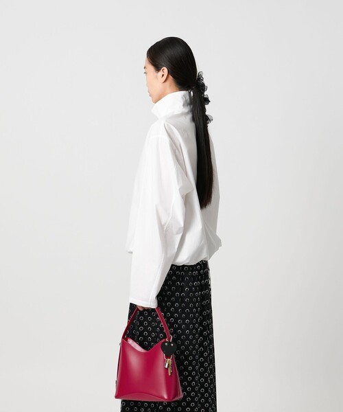 OSOI(オソイ)の「<OSOI>EGG MINI バッグ(ショルダーバッグ・レディース・レッド/ブラック/オフホワイト・FREE)」の5枚目の写真