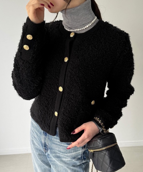 junoah（ジュノア）の「パイル編み金釦ニットジャケット（ノーカラージャケット・レディース・チャコール/ホワイト/ブラック・MEDIUM/LARGE）」の17枚目の写真