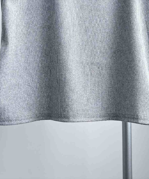 maison de LATIR(メゾンドラティール)の「程よくフィットするストレッチタンクトップ(タンクトップ・レディース・グレー/ブラック/ホワイト・FREE)」の13枚目の写真