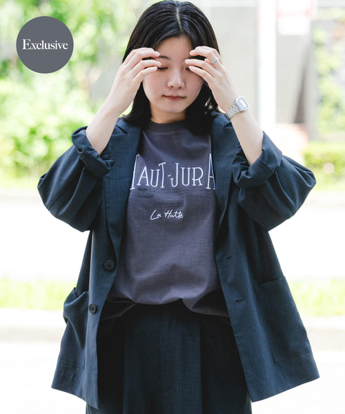 EKAL（エカル）の「『別注』La Hutte×EKAL　刺繍デザインTシャツ（Tシャツ/カットソー・レディース・オフホワイト/チャコールグレー・ONE）」の2枚目の写真