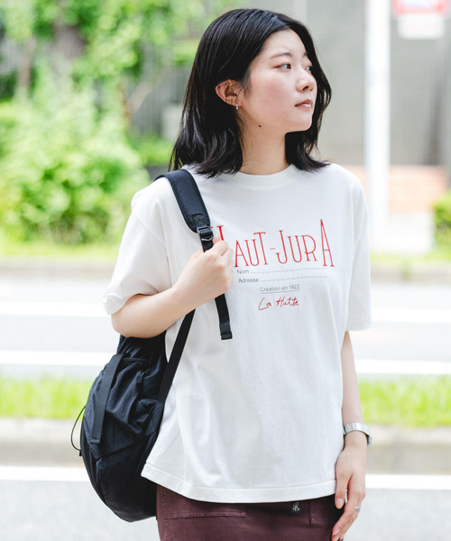 EKAL（エカル）の「『別注』La Hutte×EKAL　刺繍デザインTシャツ（Tシャツ/カットソー・レディース・オフホワイト/チャコールグレー・ONE）」の4枚目の写真