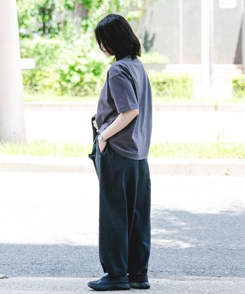 EKAL（エカル）の「『別注』La Hutte×EKAL　刺繍デザインTシャツ（Tシャツ/カットソー・レディース・オフホワイト/チャコールグレー・ONE）」の14枚目の写真