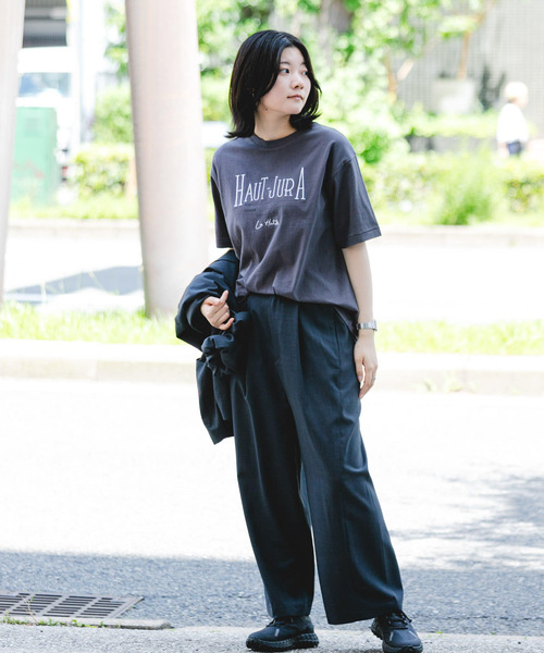 EKAL（エカル）の「『別注』La Hutte×EKAL　刺繍デザインTシャツ（Tシャツ/カットソー・レディース・オフホワイト/チャコールグレー・ONE）」の15枚目の写真