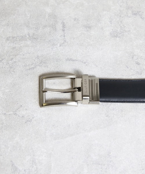 TOMMY HILFIGER（トミーヒルフィガー）の「TOMMY HILFIGER リバーシブルレザーベルト（ベルト・メンズ・ブラック系その他・32/34/36/38）」の2枚目の写真