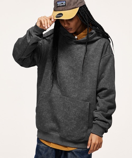 Basic Pull‑Over Parka — базовая толстовка‑пуловер