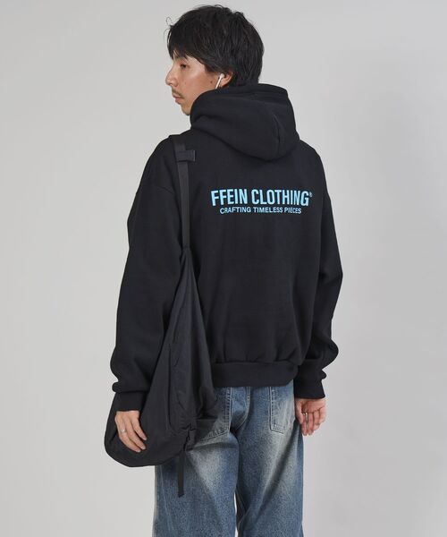 FFEIN（フェイン）の「【FFEIN（フェイン）】ヘビーウエイトセンターミニロゴ立体フードプルパーカー / パーカー 裏起毛 プルパーカー 刺繍 ロゴ フーディ（パーカー・メンズ・アッシュグレー/ワイン/ブラック/グリーン/ネイビー・LARGE/MEDIUM/SMALL）」の11枚目の写真