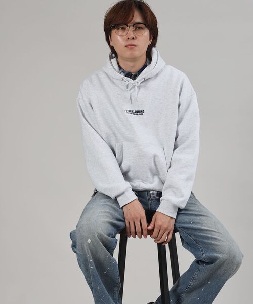FFEIN（フェイン）の「【FFEIN（フェイン）】ヘビーウエイトセンターミニロゴ立体フードプルパーカー / パーカー 裏起毛 プルパーカー 刺繍 ロゴ フーディ（パーカー・メンズ・アッシュグレー/ワイン/ブラック/グリーン/ネイビー・LARGE/MEDIUM/SMALL）」の16枚目の写真